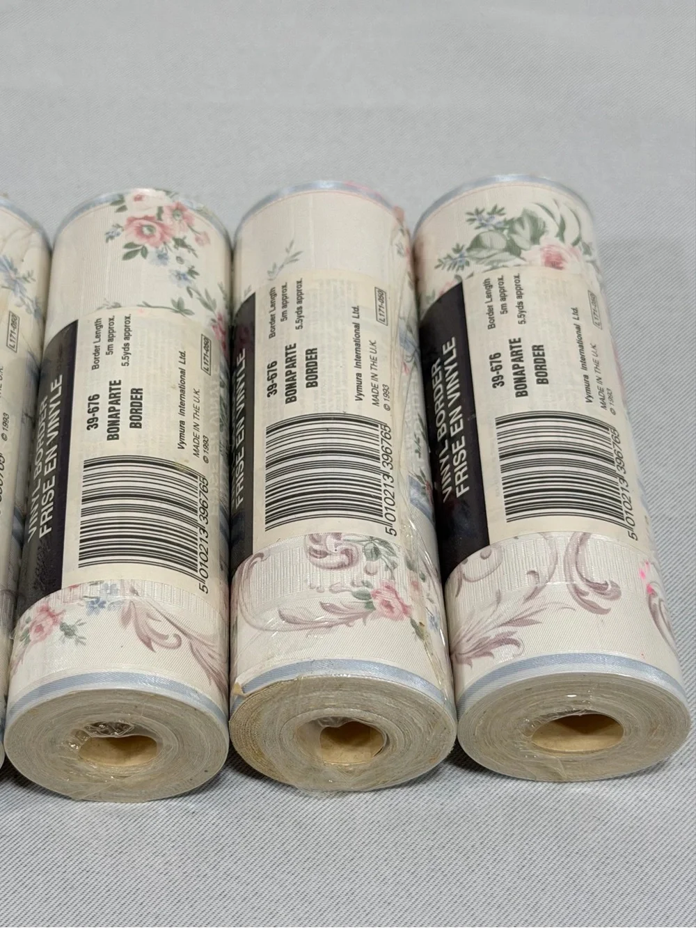 Vymura Wallpaper Border Textured Vinyl Romantic Petite Flowers Bonaparte 4 Rolls